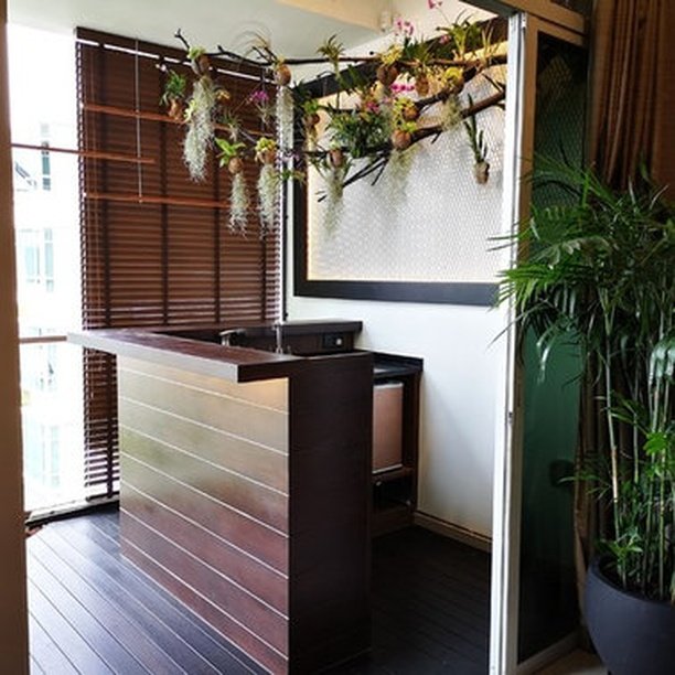 Balcony in-style 22 : The Balcony Garden Bar featuring “The Branch”